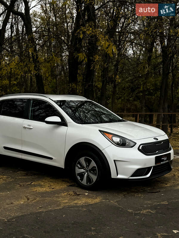 Позашляховик / Кросовер Kia Niro 2018 в Одесі