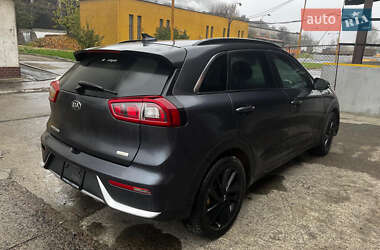 Внедорожник / Кроссовер Kia Niro 2018 в Ужгороде