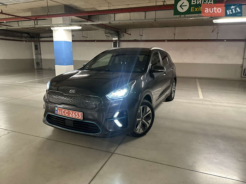 Позашляховик / Кросовер Kia Niro 2019 в Львові