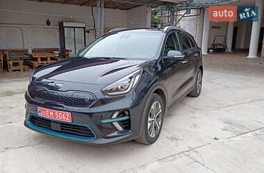 Позашляховик / Кросовер Kia Niro 2020 в Умані