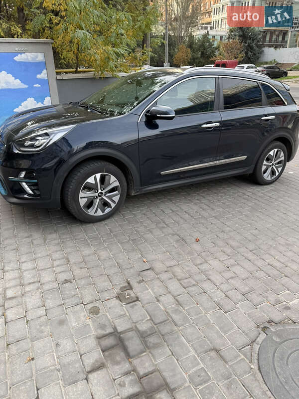 Внедорожник / Кроссовер Kia Niro 2019 в 