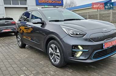 Внедорожник / Кроссовер Kia Niro 2020 в Радомышле