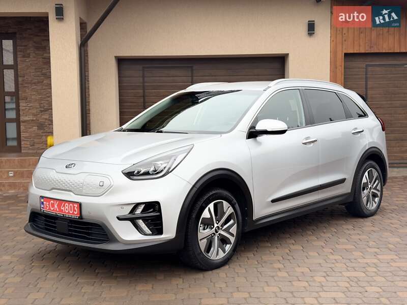 Внедорожник / Кроссовер Kia Niro 2019 в Черновцах