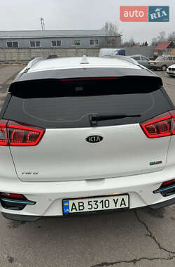 Позашляховик / Кросовер Kia Niro 2019 в 