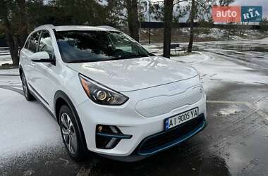 Внедорожник / Кроссовер Kia Niro 2022 в Киеве