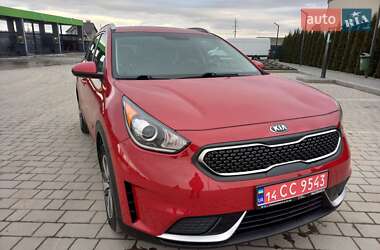 Позашляховик / Кросовер Kia Niro 2018 в Кам'янець-Подільському