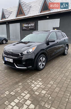 Позашляховик / Кросовер Kia Niro 2017 в Коломиї