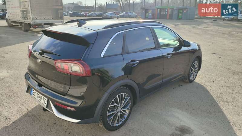 Внедорожник / Кроссовер Kia Niro 2017 в Львове