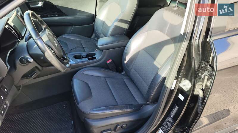 Внедорожник / Кроссовер Kia Niro 2017 в Львове