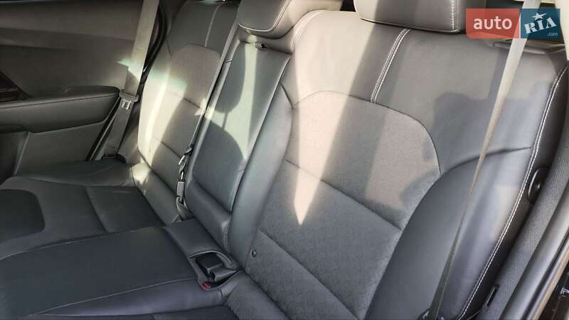 Внедорожник / Кроссовер Kia Niro 2017 в Львове