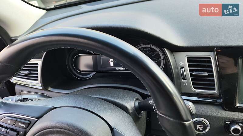 Внедорожник / Кроссовер Kia Niro 2017 в Львове