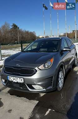 Внедорожник / Кроссовер Kia Niro 2017 в Львове