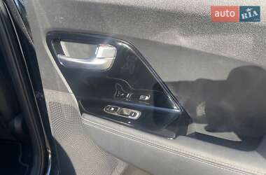 Позашляховик / Кросовер Kia Niro 2019 в 