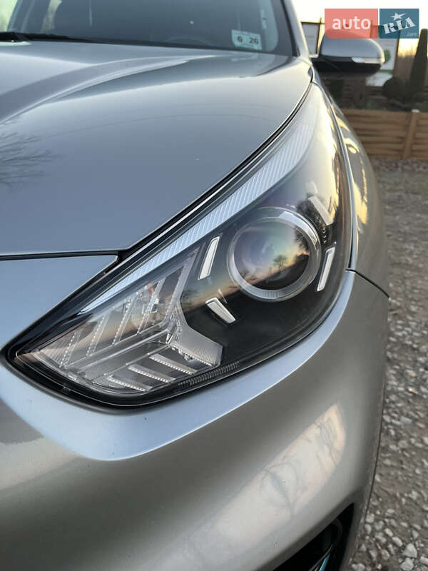 Внедорожник / Кроссовер Kia Niro 2022 в Кельменцах фото 12 Внедорожник / Кроссовер Kia Niro 2022 в Кельменцах