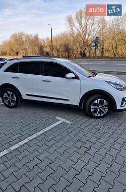 Внедорожник / Кроссовер Kia Niro 2020 в Хмельницком