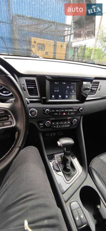Внедорожник / Кроссовер Kia Niro 2017 в Киеве фото 15 Внедорожник / Кроссовер Kia Niro 2017 в Киеве