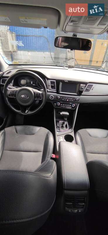 Внедорожник / Кроссовер Kia Niro 2017 в Киеве фото 18 Внедорожник / Кроссовер Kia Niro 2017 в Киеве