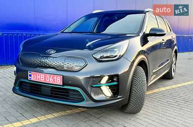 Внедорожник / Кроссовер Kia Niro 2019 в Дубно