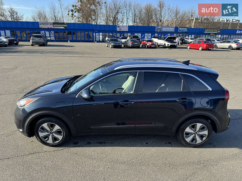 Внедорожник / Кроссовер Kia Niro 2018 в Киеве