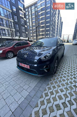 Позашляховик / Кросовер Kia Niro 2019 в Івано-Франківську