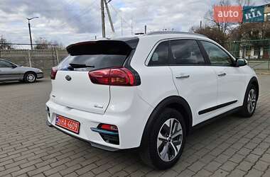 Внедорожник / Кроссовер Kia Niro 2021 в 