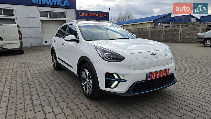 Внедорожник / Кроссовер Kia Niro 2021 в 