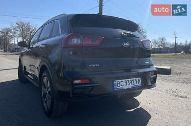 Внедорожник / Кроссовер Kia Niro 2018 в 