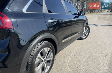 Внедорожник / Кроссовер Kia Niro 2018 в 