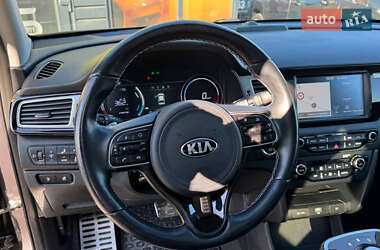 Внедорожник / Кроссовер Kia Niro 2019 в 