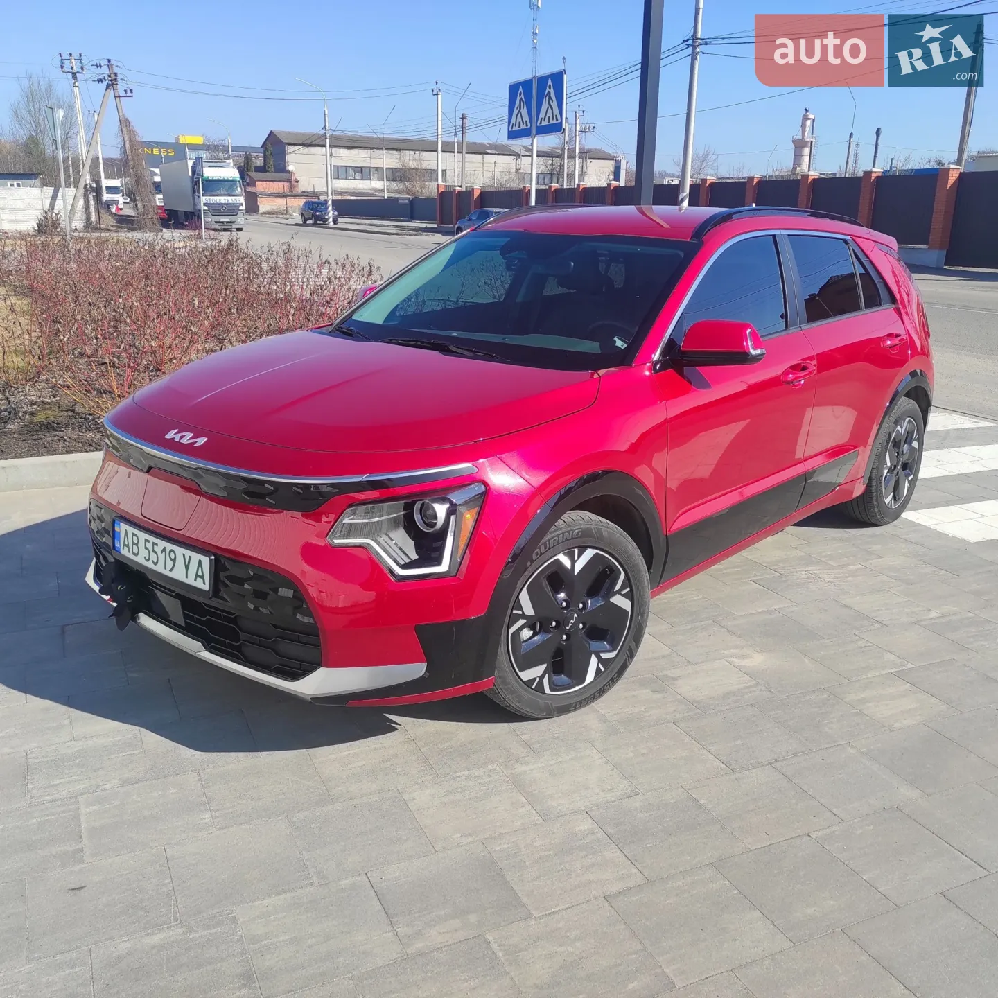 2023 Kia Niro - фото 1