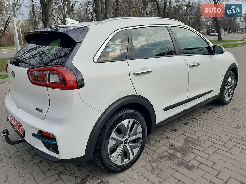 Внедорожник / Кроссовер Kia Niro 2019 в Львове