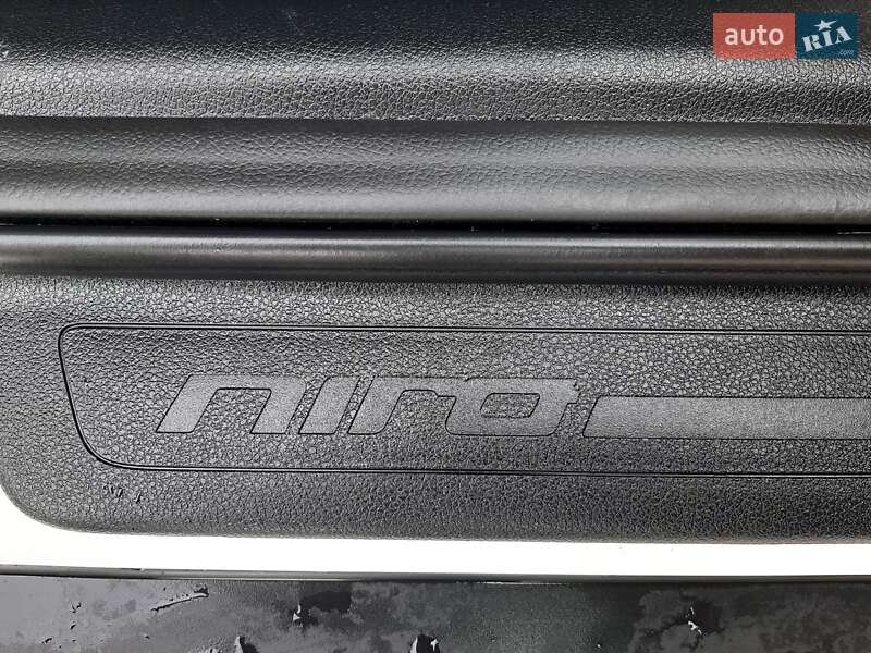 Внедорожник / Кроссовер Kia Niro 2019 в Львове