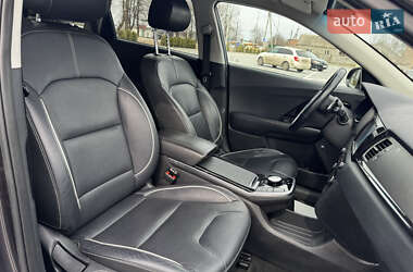 Внедорожник / Кроссовер Kia Niro 2019 в 