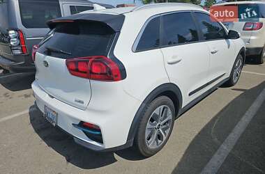 Позашляховик / Кросовер Kia Niro 2021 в 