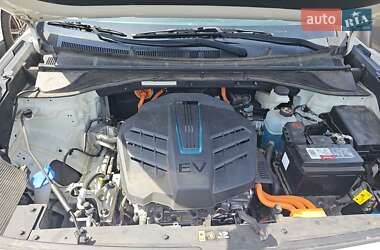 Позашляховик / Кросовер Kia Niro 2021 в 