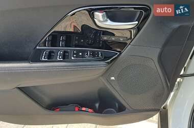 Позашляховик / Кросовер Kia Niro 2020 в 