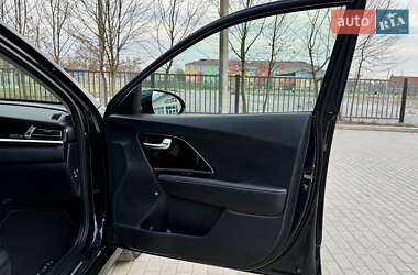 Внедорожник / Кроссовер Kia Niro 2022 в 