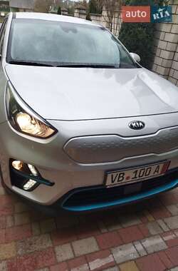 Внедорожник / Кроссовер Kia Niro 2021 в 