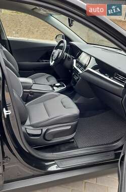 Внедорожник / Кроссовер Kia Niro 2022 в 