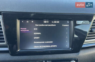 Внедорожник / Кроссовер Kia Niro 2020 в 