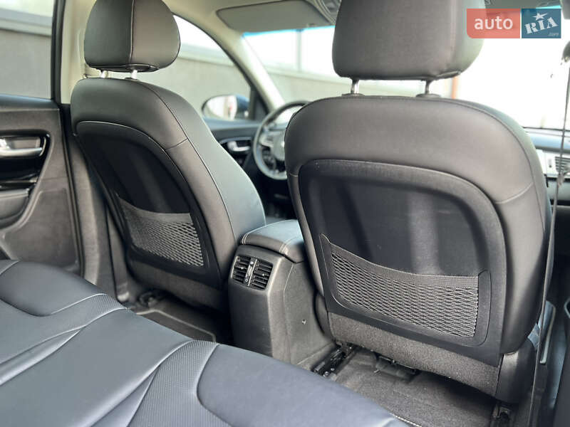 Внедорожник / Кроссовер Kia Niro 2020 в Тернополе