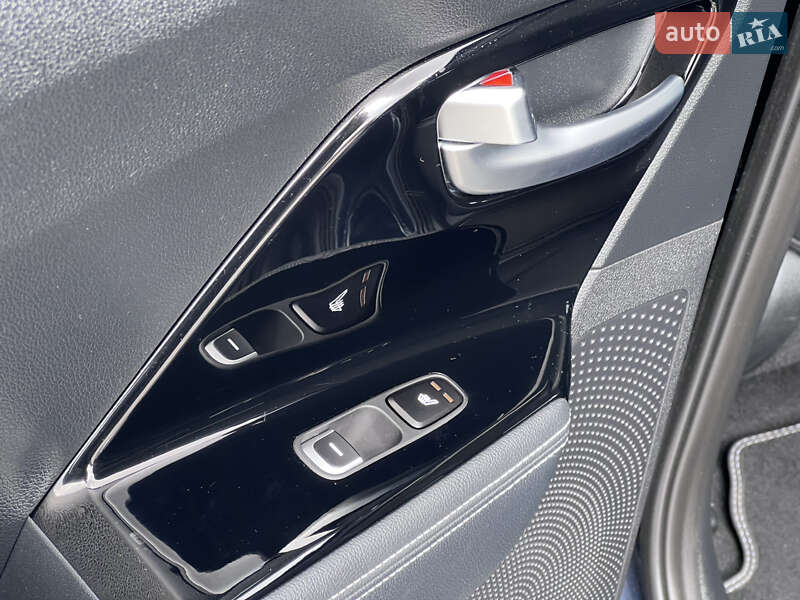 Внедорожник / Кроссовер Kia Niro 2020 в Тернополе