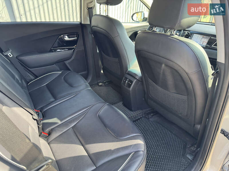 Внедорожник / Кроссовер Kia Niro 2018 в Одессе
