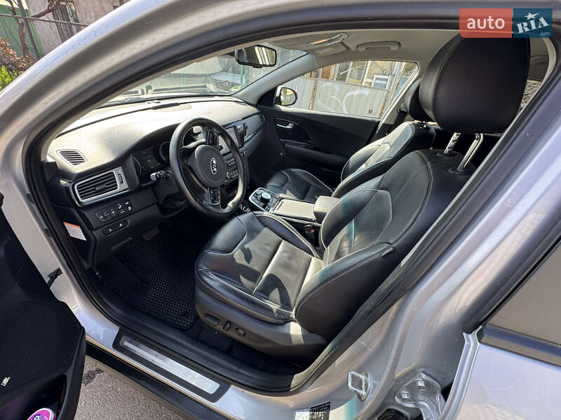 Внедорожник / Кроссовер Kia Niro 2018 в Одессе