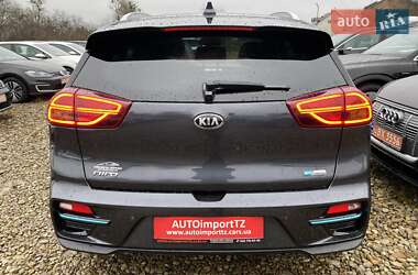Позашляховик / Кросовер Kia Niro 2020 в 