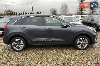 Позашляховик / Кросовер Kia Niro 2020 в 