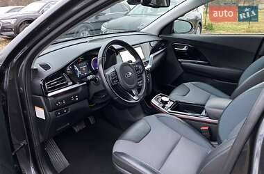 Позашляховик / Кросовер Kia Niro 2020 в 