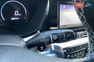 Внедорожник / Кроссовер Kia Niro 2020 в 