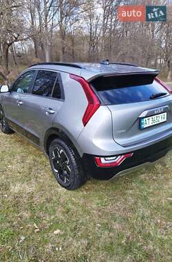 Позашляховик / Кросовер Kia Niro 2023 в Долині