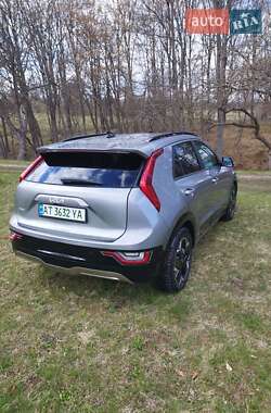 Позашляховик / Кросовер Kia Niro 2023 в Долині